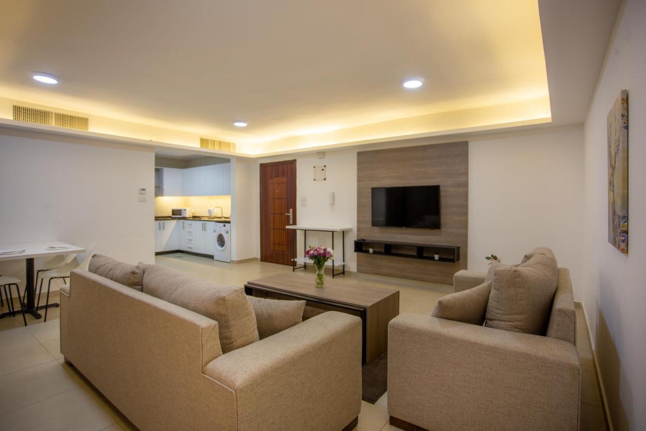 Triple A Hotel Suites Amman Dış mekan fotoğraf