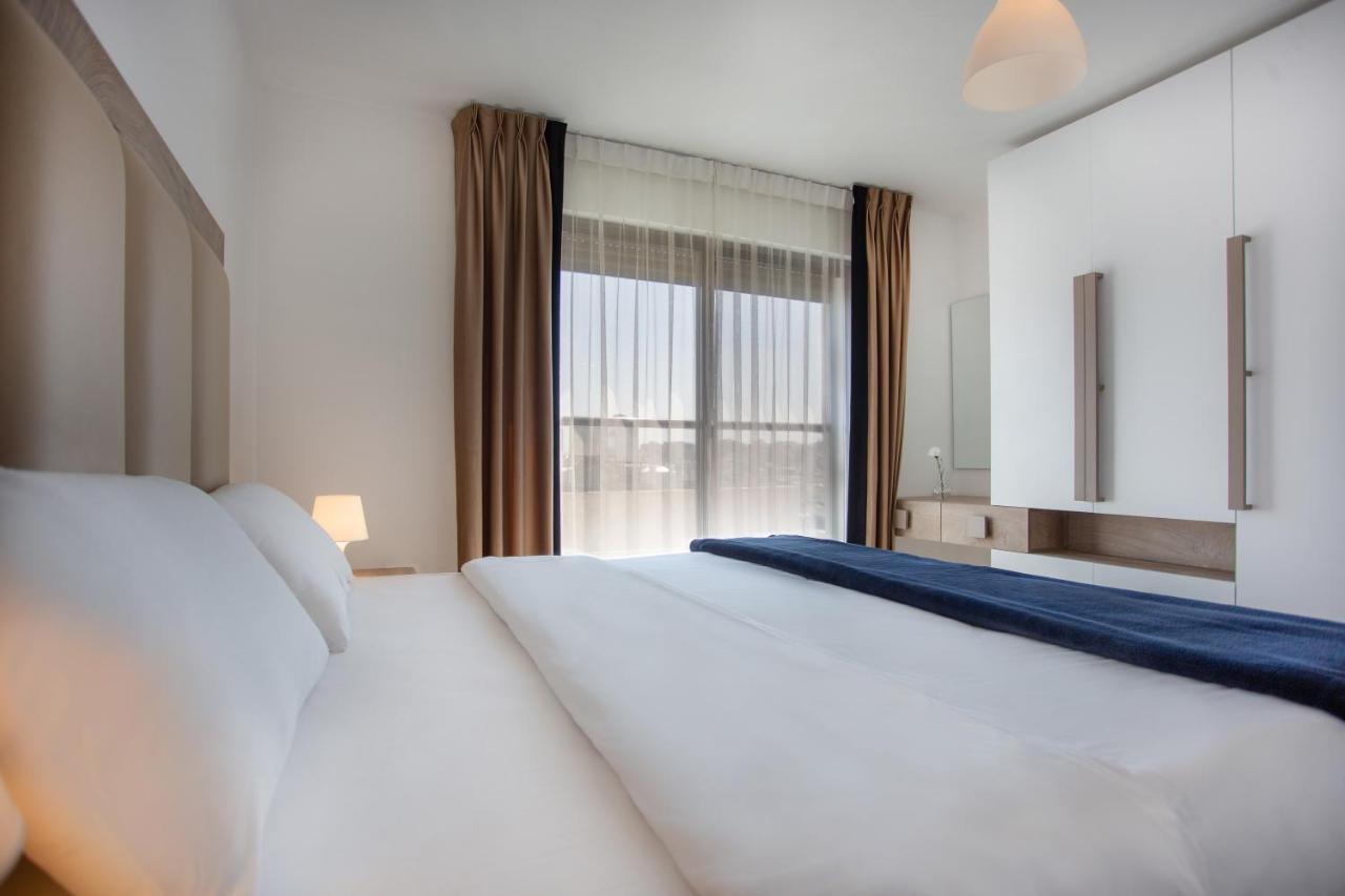 Triple A Hotel Suites Amman Dış mekan fotoğraf