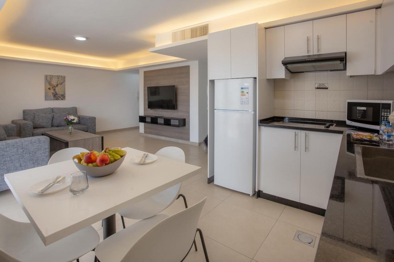 Triple A Hotel Suites Amman Dış mekan fotoğraf