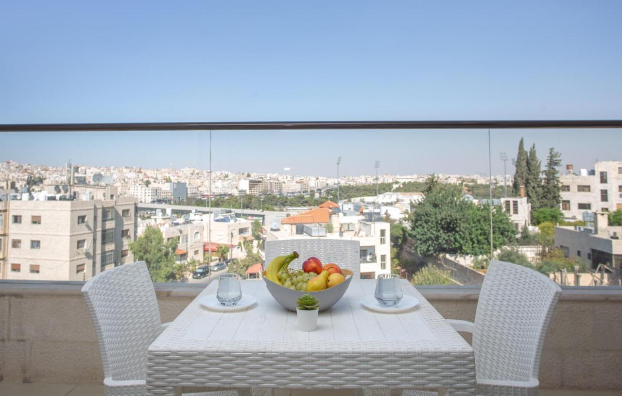 Triple A Hotel Suites Amman Dış mekan fotoğraf
